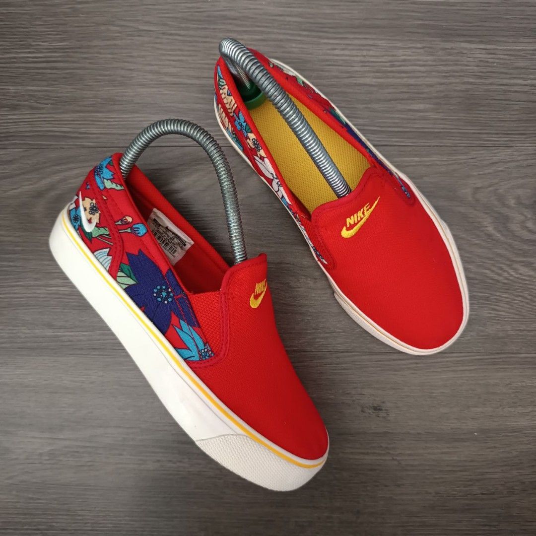 Nike floral slip on clearance