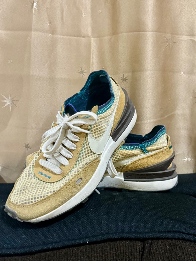 Nike Waffle One (check description for accurate sizing), Women's