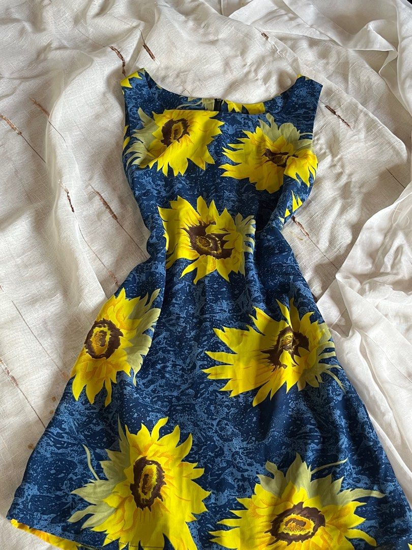 Calvin klein sunflower dress sales