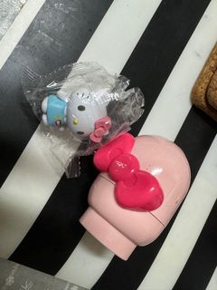 （分類：）位於 。 由 ballballsart 提交（商品編號 1307781782，圖片 1）。簡介： 。