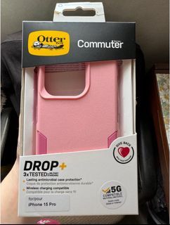 iPhone 15 Pro Otterbox Commuter Pink