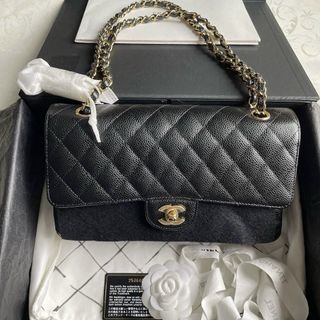 (Category: ) located in . Submitted by millenlavish_outlet (Listing ID 1307803859, Image 1). Description: .