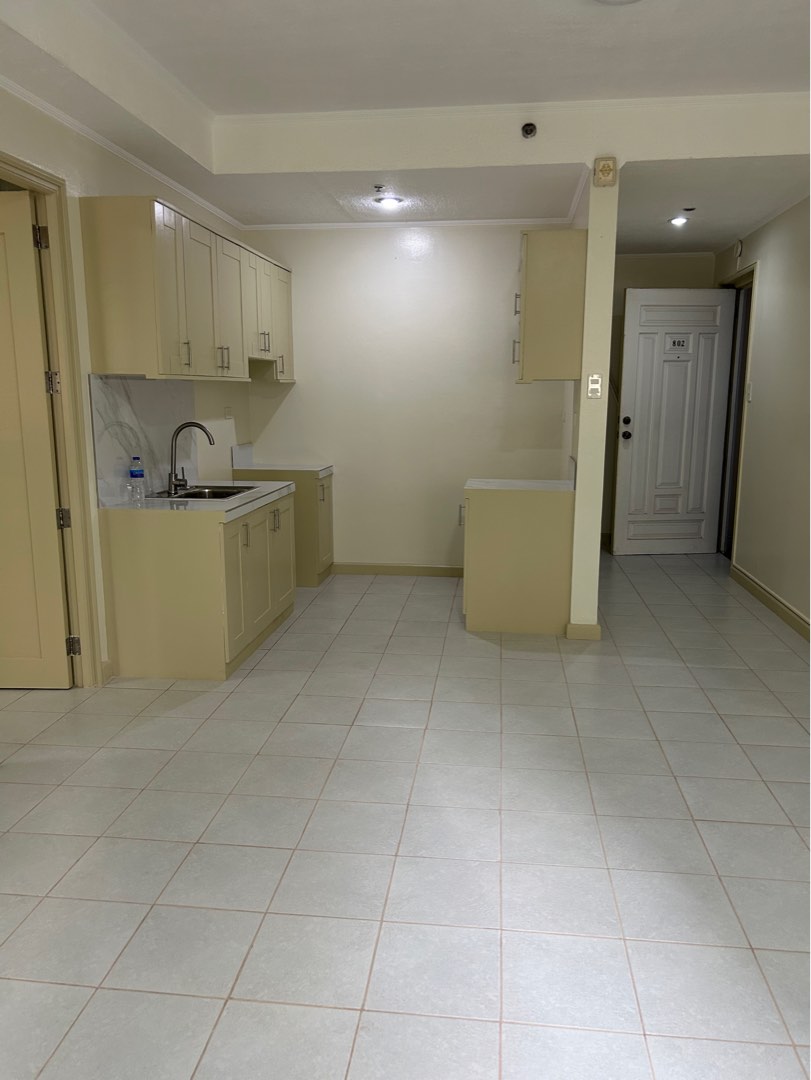(Category: ) located in . Submitted by malou.961 (Listing ID 1286241688, Image 1). Description: .