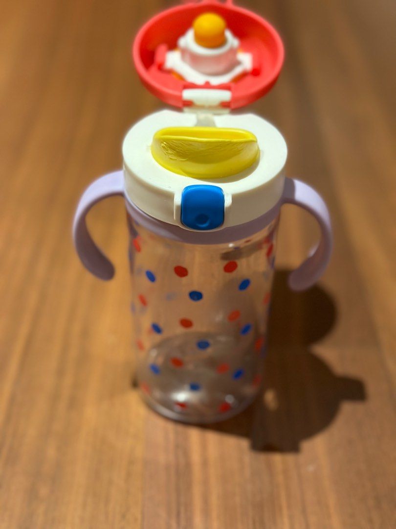 Richell cup (Category: Weaning & Toddler Feeding) located in Makati City. Submitted by l3.go (Listing ID 1307890245, Image 1). Description: .