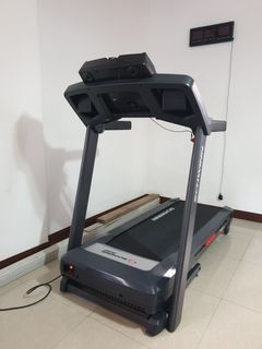 SCHWINN 530 TREADMILL