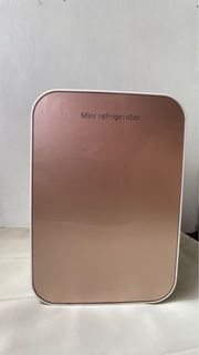 skincare mini refrigerator
