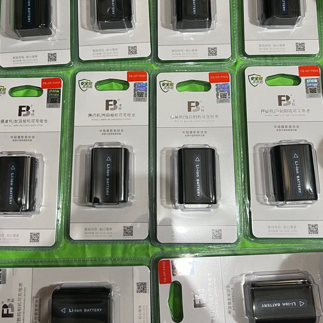 Sony Pansonic Hi8 Mini DV Camcorders Set (Category: Video Cameras) located in Makati City. Submitted by maka-luma (Listing ID 1307799871, Image 2). Description: Camcorder Sets! (June collection) 💳: Payment Via G-Cash / BPI 🛵: Mode of Delivery: Lalamove / etc ▶ Camcorders with full set available! Sony, Panasonic, Mini DV, Hi8, etc DM us for deets Shipping via Lalamove, etc Payment thru BPI / G-Cash COD - Lalamove (shouldered by the buyer) Note: 