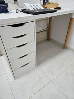 (Category: ) located in . Submitted by ladyanik (Listing ID 1307902917, Image 1). Description: .