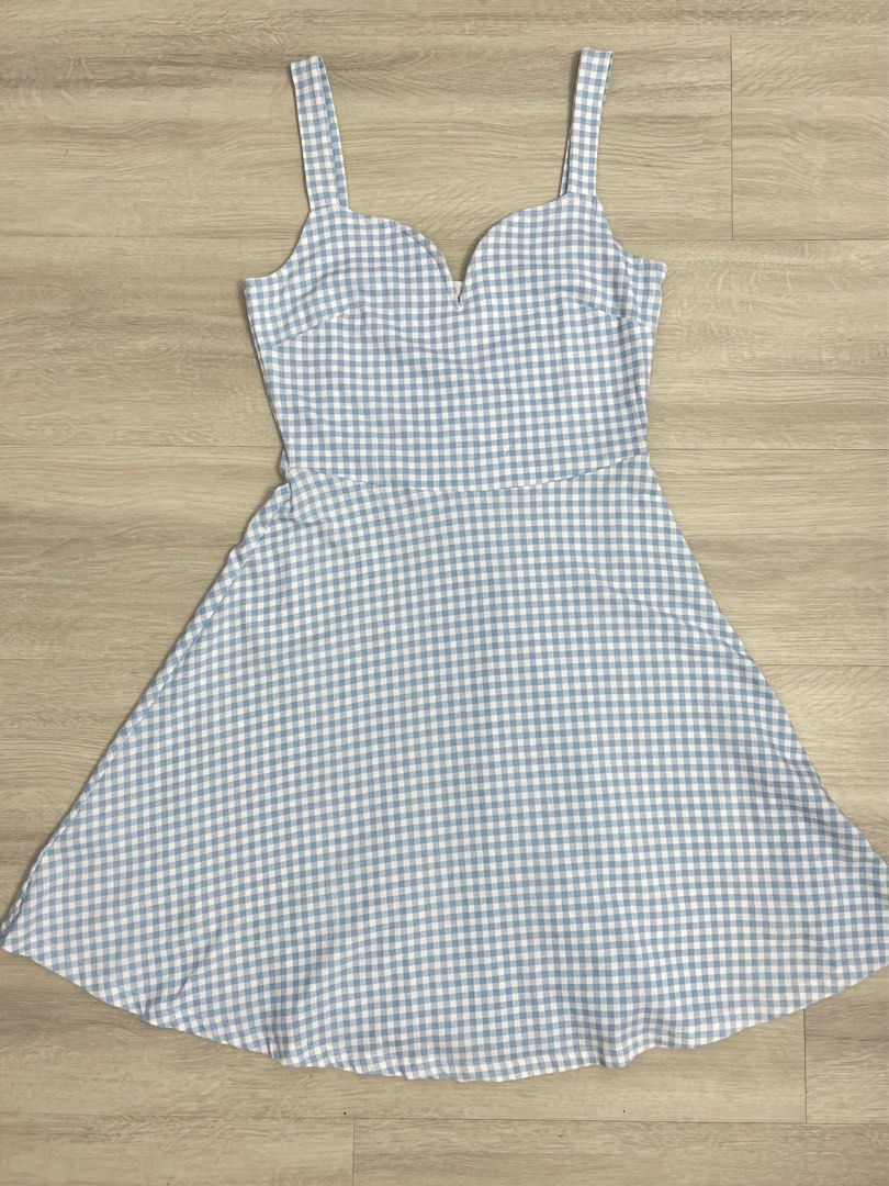 Terranova plaid dress 🩵 (Category: Dresses) located in Jaen. Submitted by cutecottons09 (Listing ID 1307863373, Image 1). Description: Used once True to size and nice fitting 👍 Lp posted 😊.