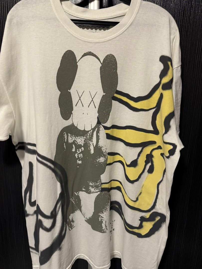 travis fragment merch