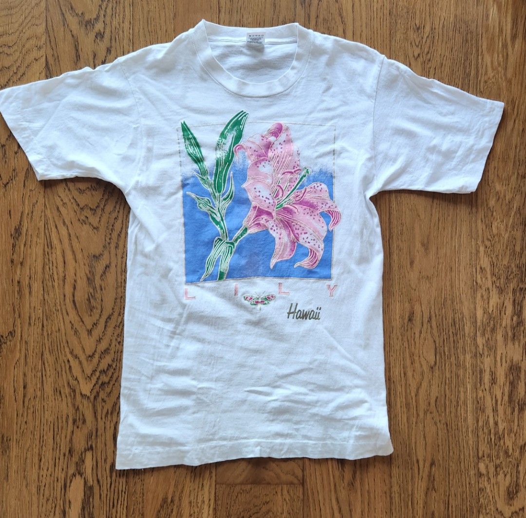 Vintage graphic flower tee, Men's Fashion, Tops Sets, Tshirts