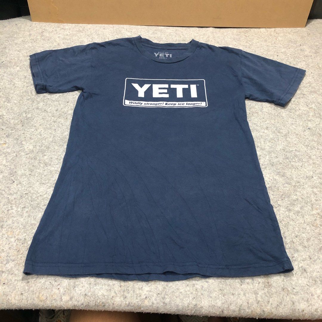 YETI COOLERS Basic T Shirt Crew Neck Official Merch Size Small (Category: Tshirts & Polo Shirts ) located in Santa Rosa. Submitted by sergids (Listing ID 1307779267, Image 1). Description: YETI COOLERS Basic T Shirt Crew Neck Official Merch Size Small Great condition. Check fitting tops to ensure this fits you. Dimensions below are exact measurements, see pics as well for comparison. 10/10 Condition and Colorway Dimensions: Size Small 17” width x