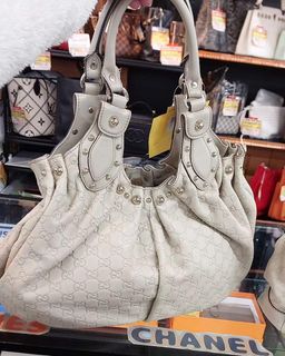 (Category: ) located in . Submitted by authentics_bags (Listing ID 1311714101, Image 1). Description: .