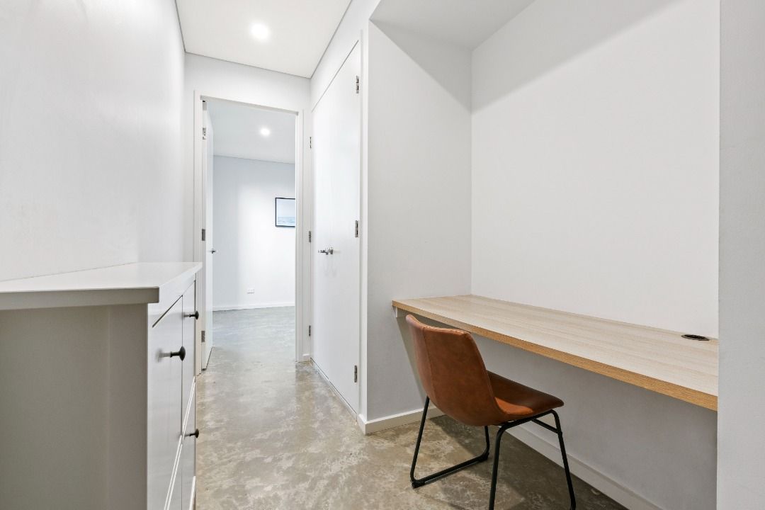 2 bedroom, Unfurnished, 29 Applebee St, St Peters, NSW 2044 (Category: Property for Rent) located in Sydney. Submitted by joannaber14035 (Listing ID 1311757814, Image 2). Description: Unit 204 - Available from 19th December - $980 per week - UNFURNISHED, 2 bedroom apartment with balcony, 1x car park included. __ Located within a beautiful warehouse conversion, featuring a generous central courtyard with garden and outdoor shared space. 2-minute w