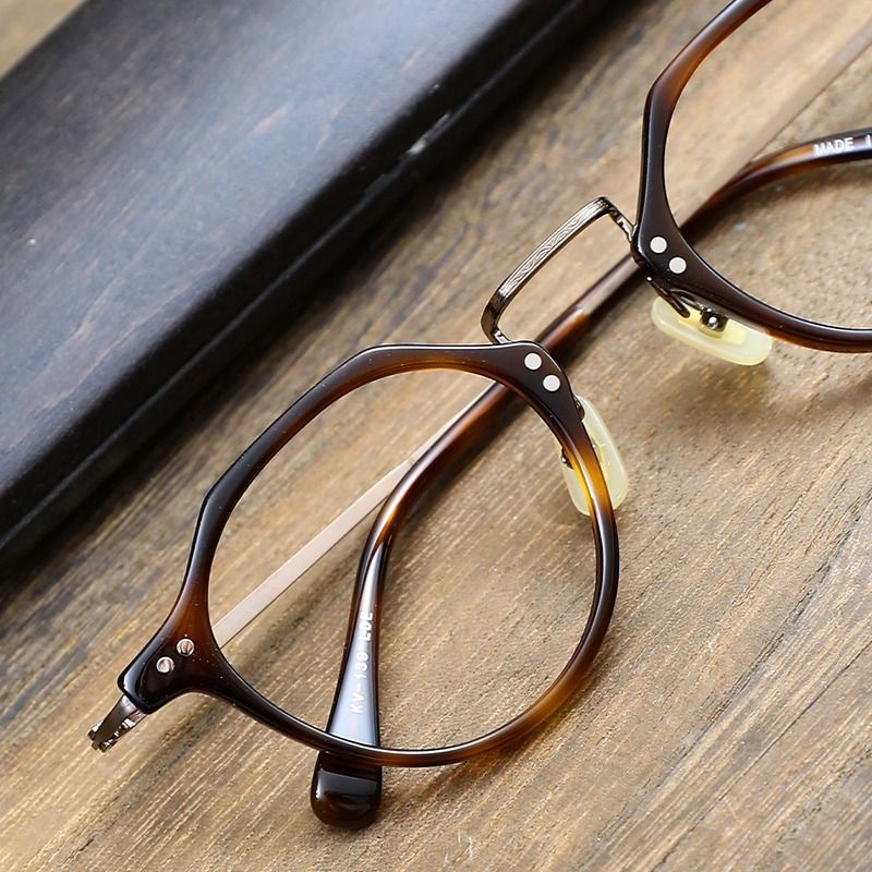 金子眼鏡, KV-139 , SIZE:47-24-145, 男裝, 手錶及配件, 眼鏡- Carousell