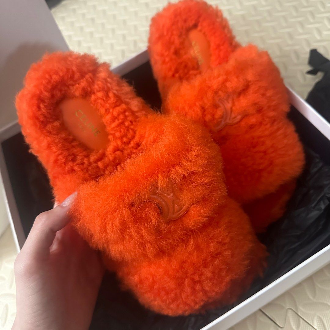 CLEARING Celine Shearling Fur Slide size 37