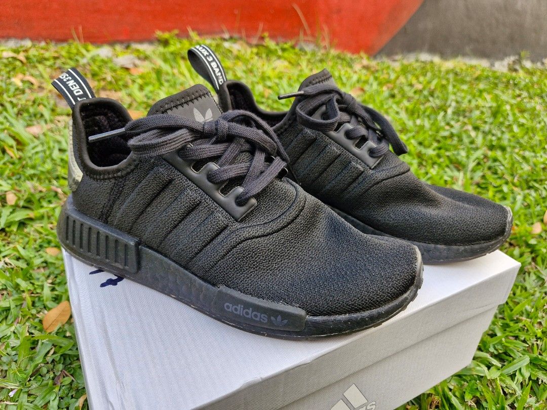 Nmd r1 molded stripes black sales