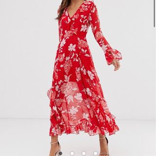 (Category: ) located in . Submitted by livetoshop18 (Listing ID 1311767932, Image 1). Description: .