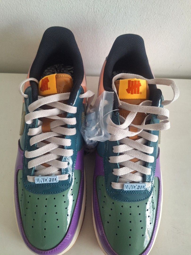 Authentic limited edition Nike x Defeated sneakers