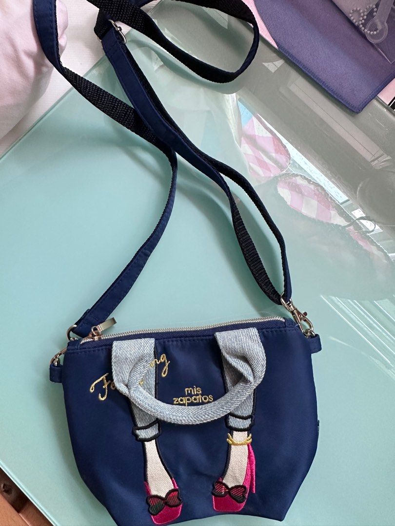 Zapatos sling bag hotsell