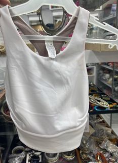 (Category: ) located in . Submitted by cheap_lululemoncorner (Listing ID 1311840115, Image 1). Description: .