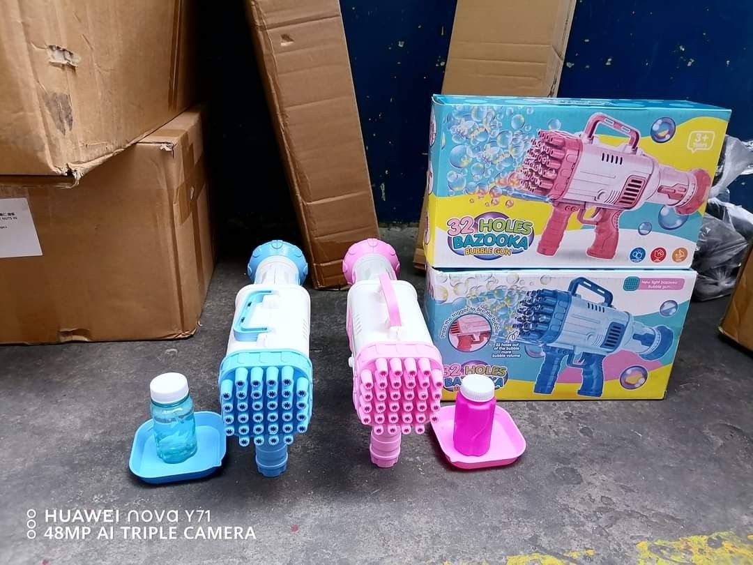 BUBBLE GUN (Category: Kids Toys) located in Quezon City. Submitted by fconnie15407950 (Listing ID 1311851043, Image 2). Description: .