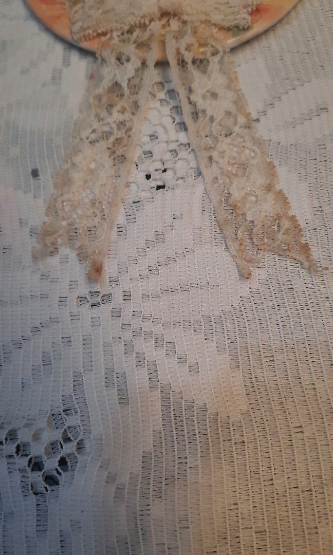 Ceramic hat decor floral 5" from England (Category: Wall Decor) located in Manila. Submitted by luckycharm_215 (Listing ID 1311758721, Image 2). Description: good condition.