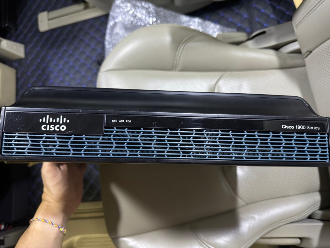 Cisco Router 1941 K9, 電腦＆科技, 商務用科技產品 - Carousell