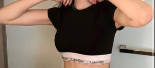 （分類：）位於 。 由 sleepycattttt 提交（商品編號 1311759796，圖片 1）。簡介： 。