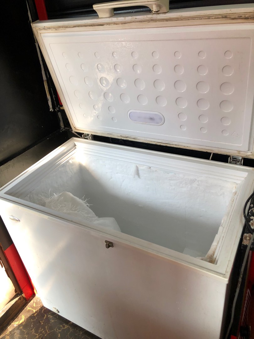 Everest Chest Freezer, TV & Home Appliances, Kitchen Appliances