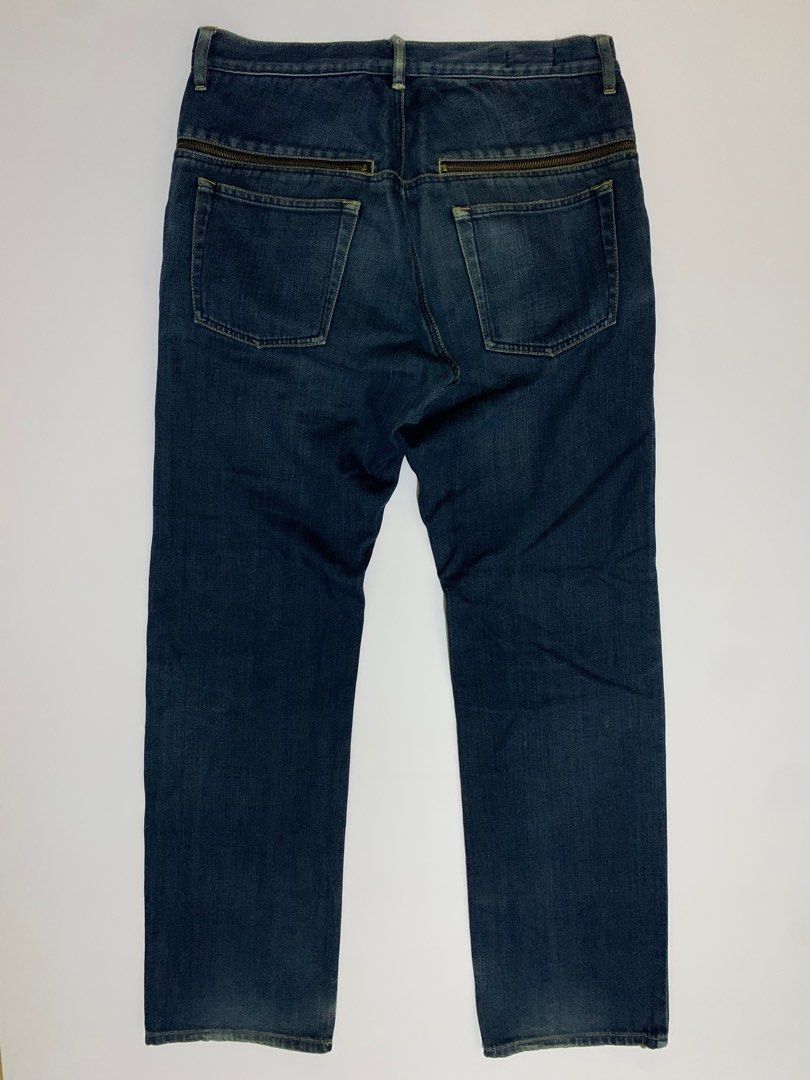 FINAL HOME x ISSEY MIYAKE SIDE ZIP JEANS (Category: Jeans) located in Makati City. Submitted by quintessentialpiece (Listing ID 1311756783, Image 3). Description: 9/10 has sign of wear no major flaws, archival piece Small on tag fits 30 - 32 ₱4.5k +sf Meetup around makati or manila shipped via jrs or cod.