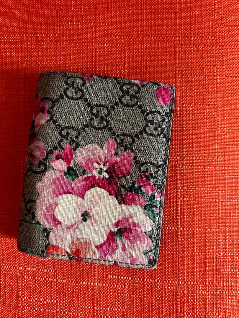 Gucci limmited flower wallet