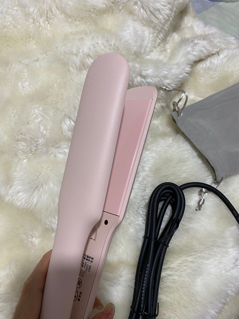 Hair straightener baby pink Women s Fashion Watches Accessories Hair Accessories on Carousell