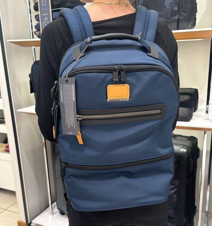 HARGA NET NO NEGO Tumi Alpha Bravo Essential Backpack Navy Barang Mewah Tas Dompet di Carousell