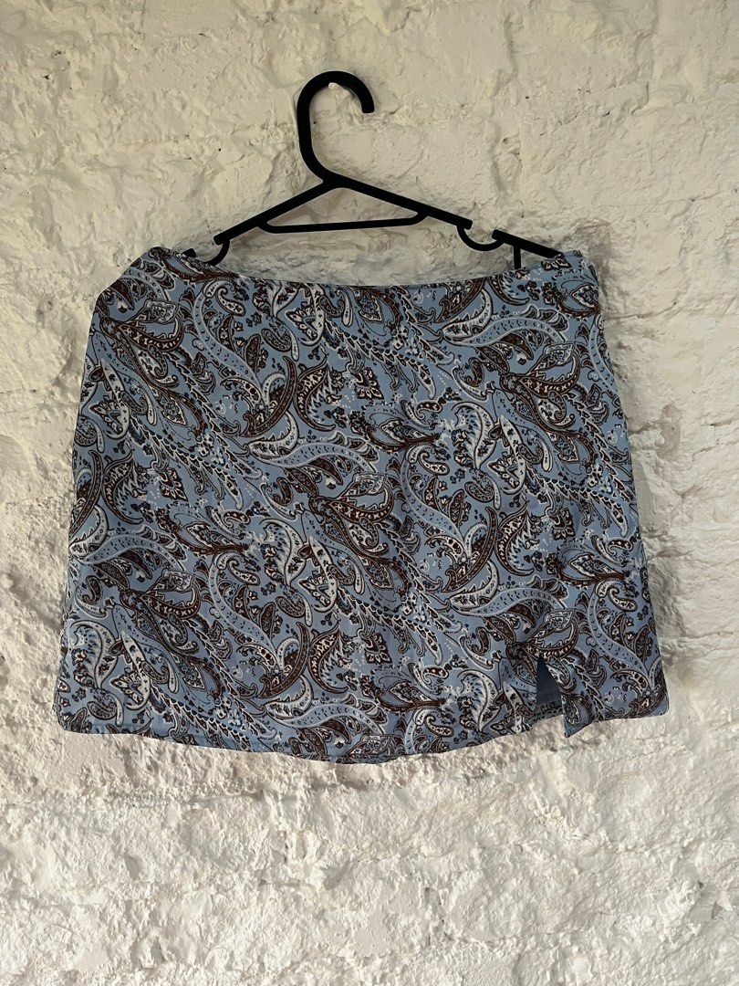 HOLLISTER blue satin skirt Women s Fashion Bottoms Skirts on Carousell
