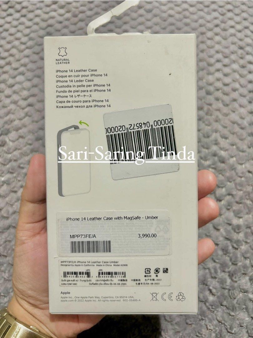 iPhone 14 Leather Case Magsafe Original (Category: Cases & Sleeves) located in Taytay. Submitted by michidc (Listing ID 1311825520, Image 2). Description: Last stock‼️‼️ Note: slightly used iPhone 14 Leather MagSafe Case Umber(brown) Srp 3,990 Now 2,500 only Pickup Taytay, Rizal.