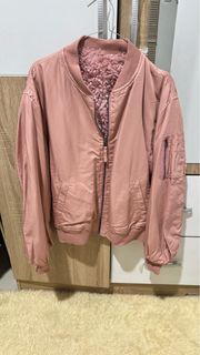 (Kategori: ) berada di . Dikirim oleh madebyrep (ID iklan 1311888720, Gambar 1). Deskripsi: .