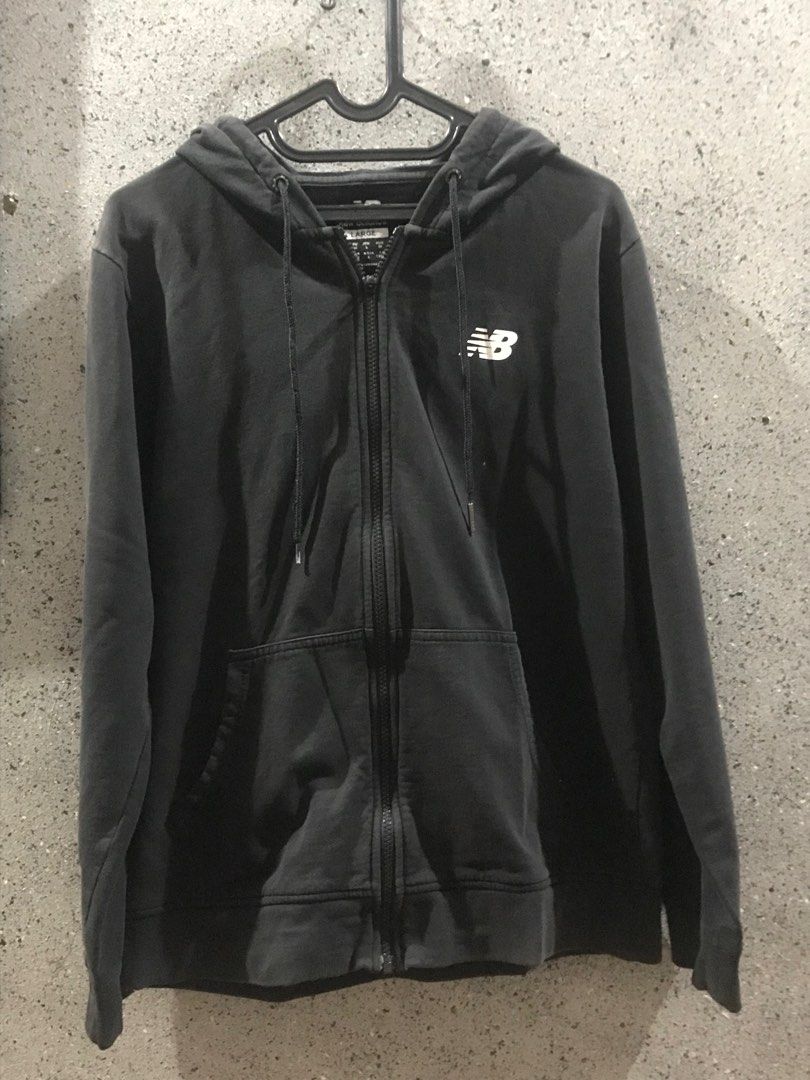 Jaket hitam new balance ori murah