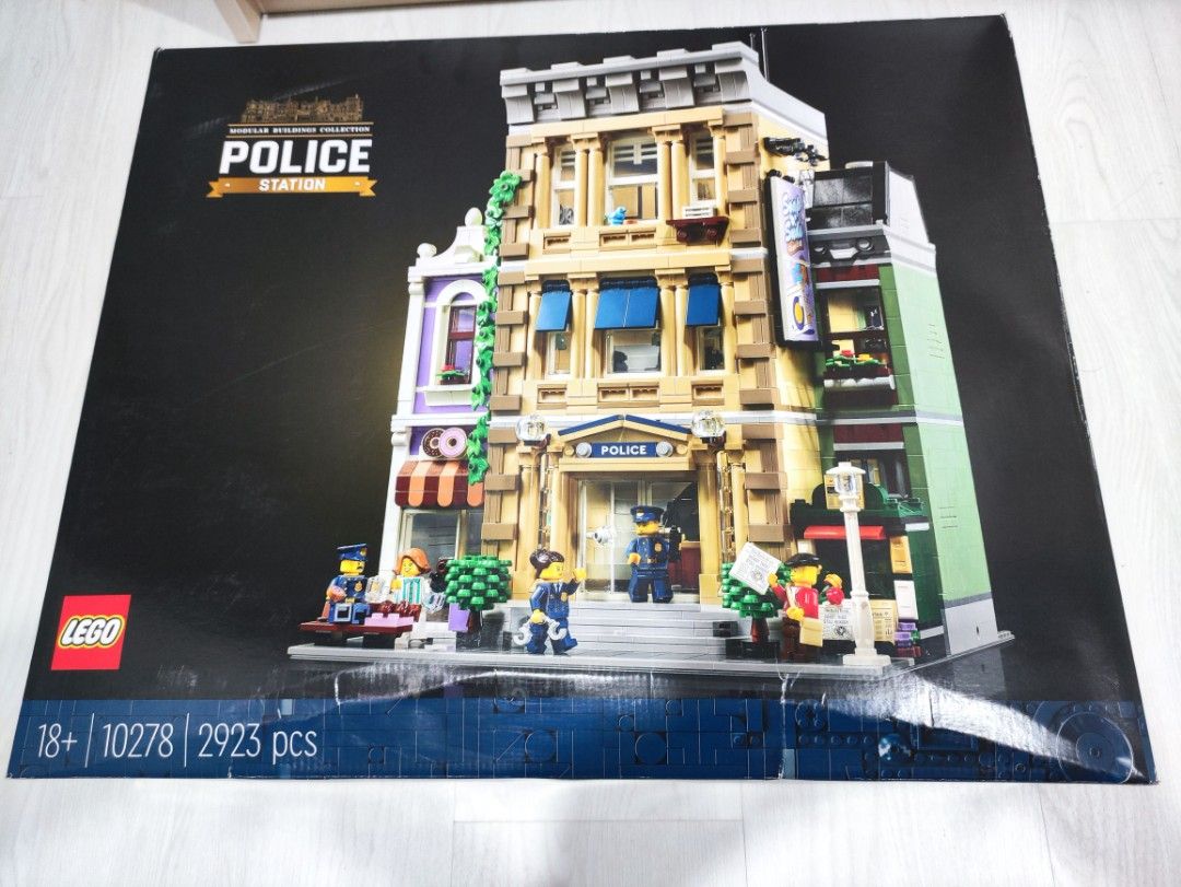 Lego 10278 police station (retired), Hobbies Toys, Toys Games
