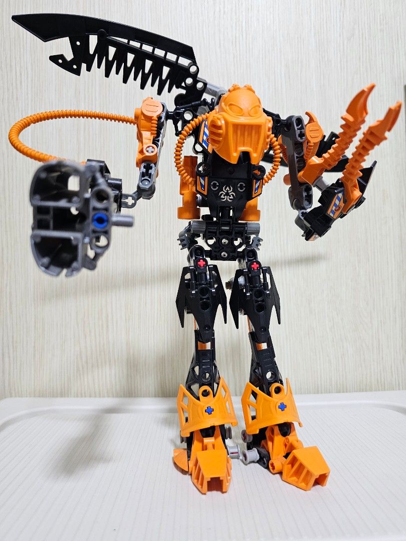 Orange bionicle 2025