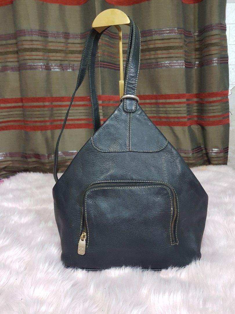 Liz claiborner backpack Women s Fashion Bags Wallets Backpacks on Carousell