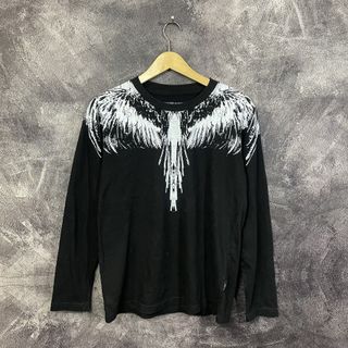 (Kategori: ) berada di . Dikirim oleh sneakersvibe (ID iklan 1311748125, Gambar 1). Deskripsi: .