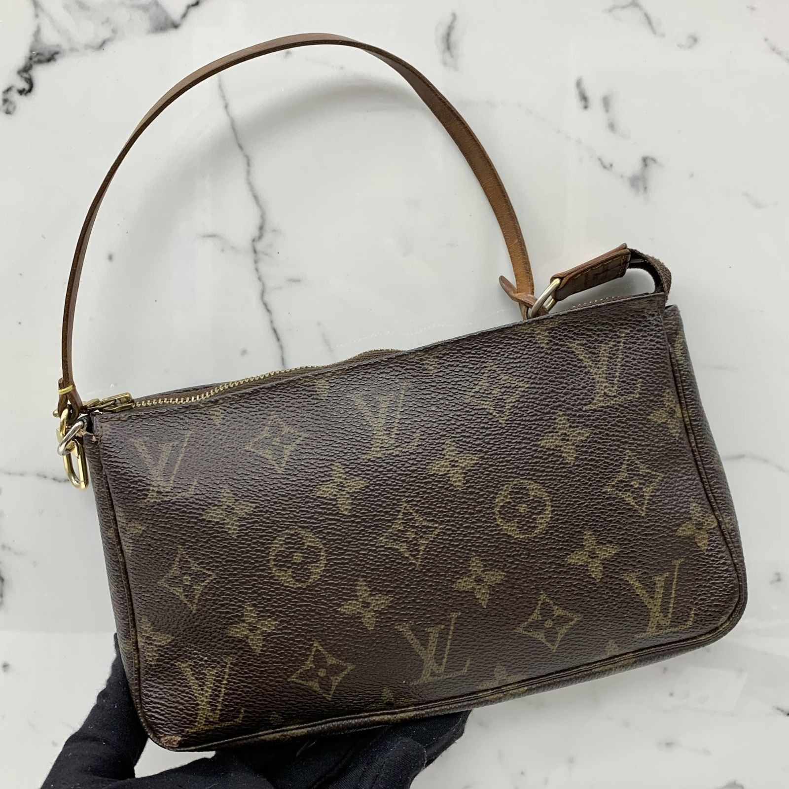 LOUIS VUITTON MONOGRAM POCHETTE ACCESSOIRES SHOULDER BAG 247030165 AL Luxury Bags Wallets on Carousell