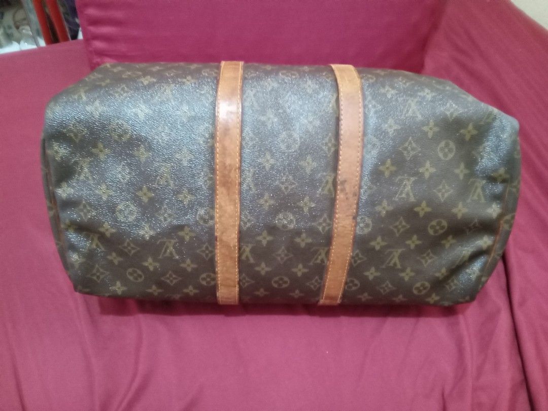 Louis vuitton project bundle (Category: Luxury Bags & Wallets) located in Manila. Submitted by monchiing (Listing ID 1311792677, Image 3). Description: louis vuitton bucket gm size needs vachetta replacement on shoulder strap and lip lining canvas in excellent condition louis vuitton keepal 45 needs cav vintage piece/eclair zipper canvas has some scratches but no cracks. *both are project bags but still can be used as is.* 17k for both bag obo.
