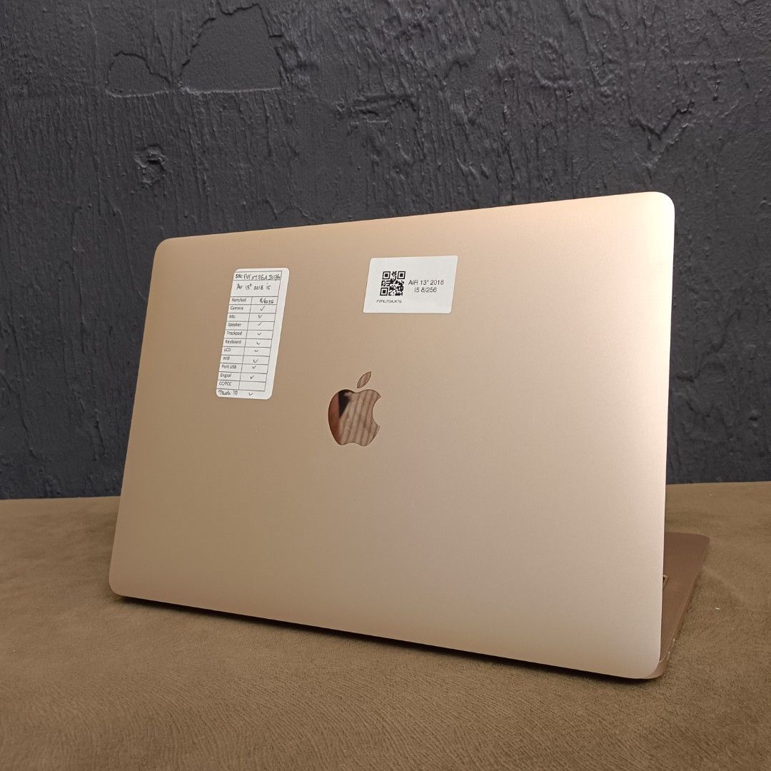 Apple - [値下げ]MacBook Air M1 Gold 8GB/512GB Apple MacBook Air 13.3 inch M1 Chip, 8GB RAM, 256GB Storage