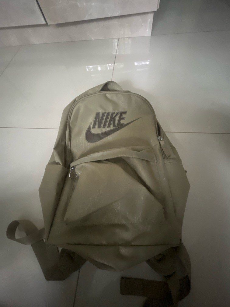 nike backpack, Men's Fashion, Bags, Backpacks on Carousell