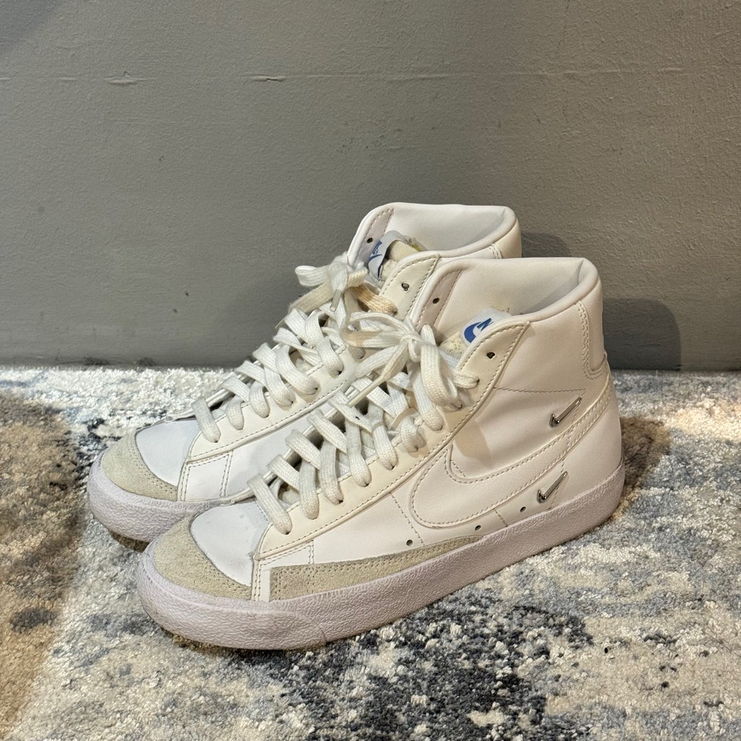 Blazer mid se hotsell