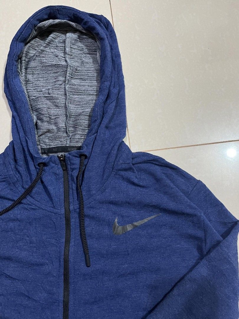 nike lightweight breathe hoodie