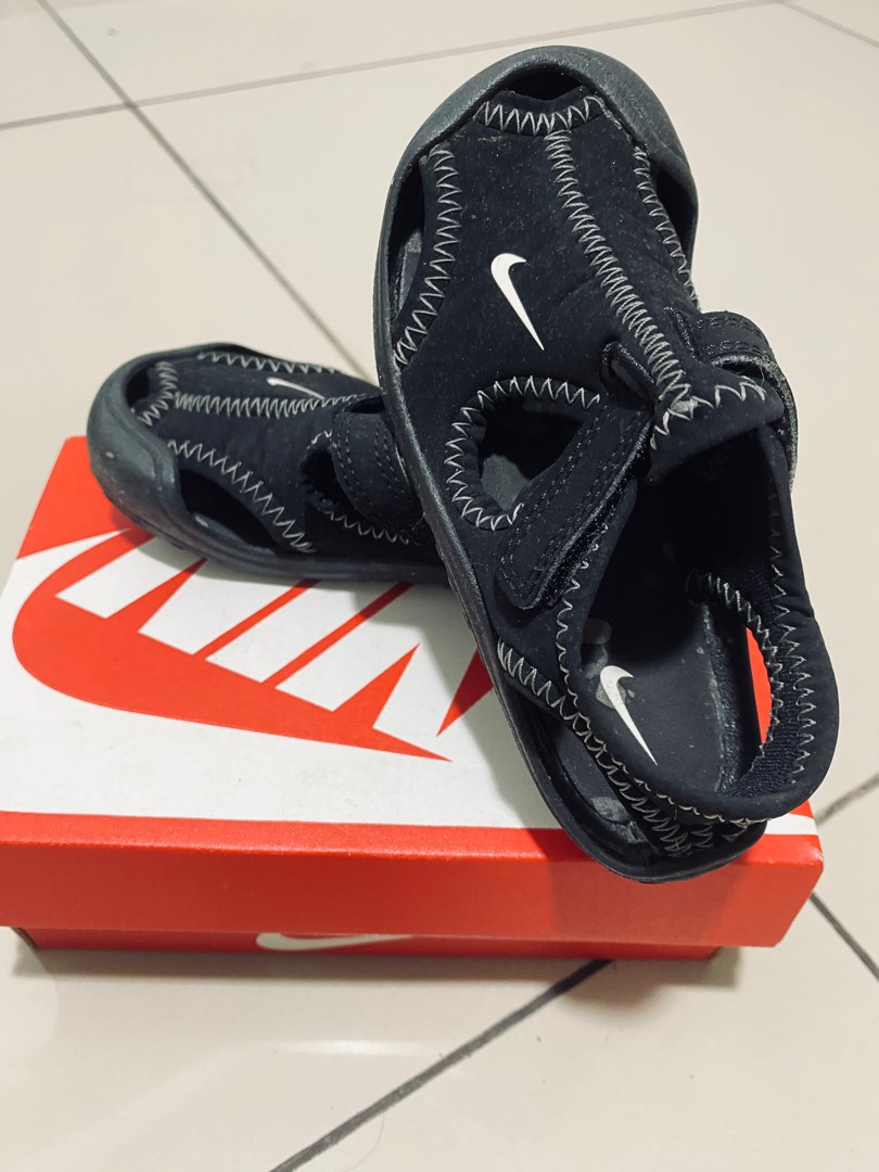 nike kids sandals