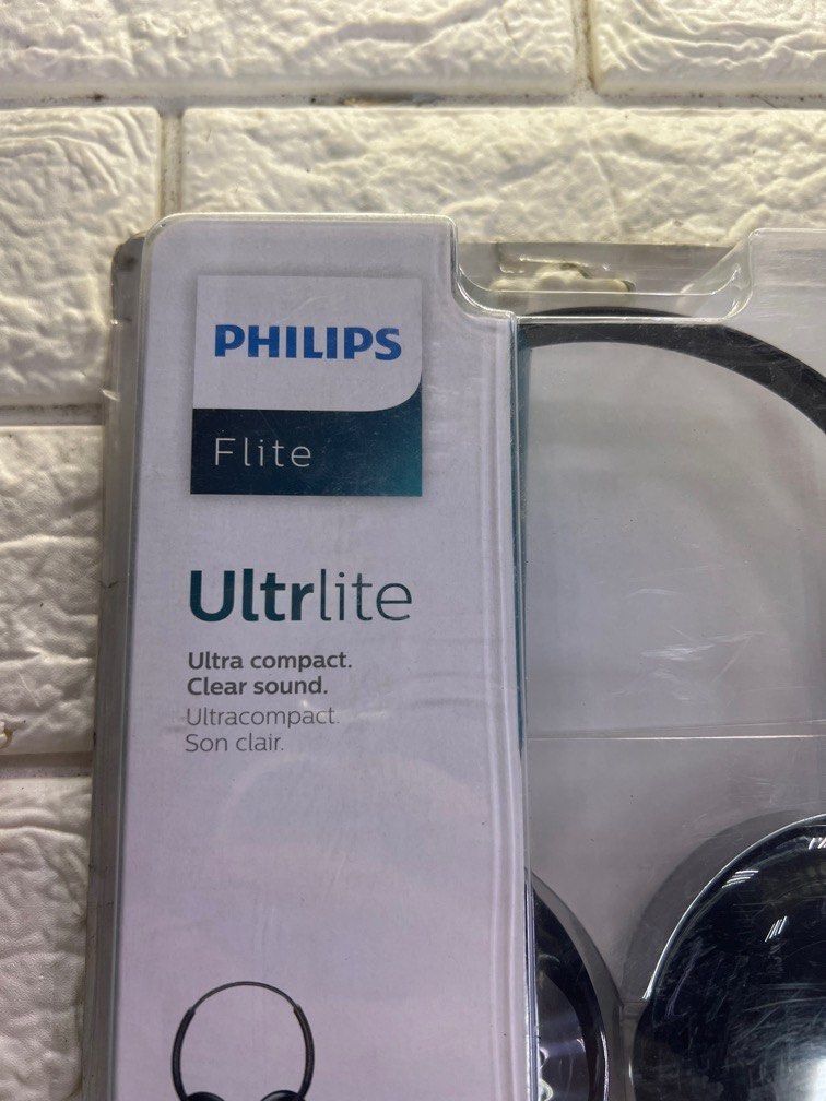 Philips Flite Ultrlite Headphone (Category: Headphones & Headsets) located in Pasay City. Submitted by enrico_appliances (Listing ID 1311783724, Image 2). Description: excellent conditon with box.